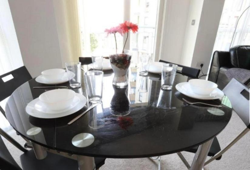 Parkview City Balcony Apartment With Self Checkin Birmingham Ngoại thất bức ảnh