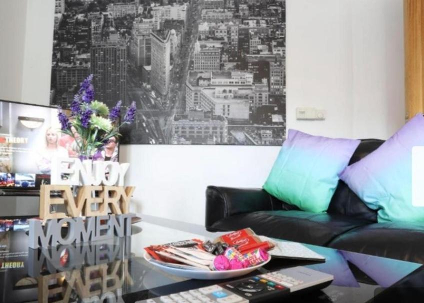 Parkview City Balcony Apartment With Self Checkin Birmingham Ngoại thất bức ảnh