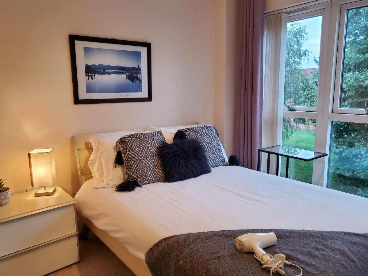 Parkview City Balcony Apartment With Self Checkin Birmingham Ngoại thất bức ảnh