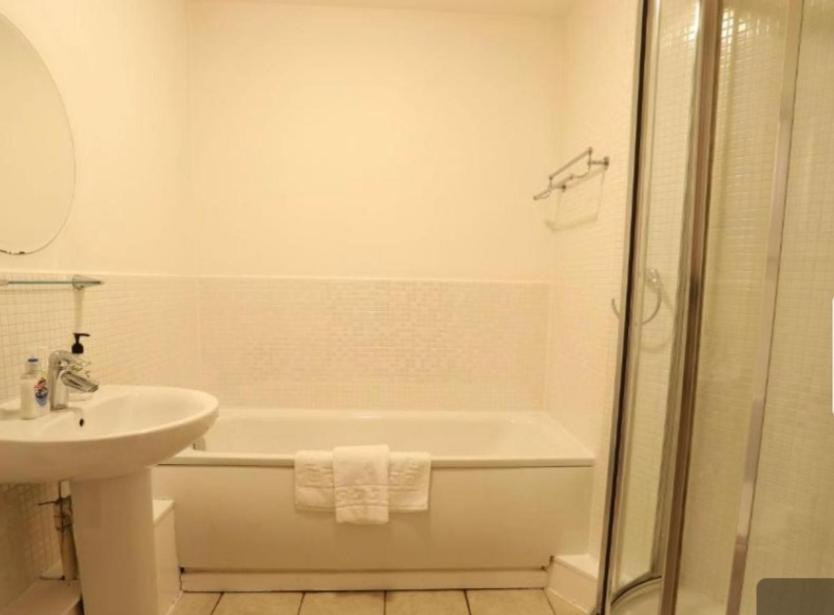 Parkview City Balcony Apartment With Self Checkin Birmingham Ngoại thất bức ảnh