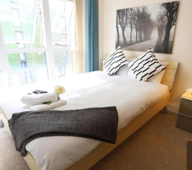 Parkview City Balcony Apartment With Self Checkin Birmingham Ngoại thất bức ảnh